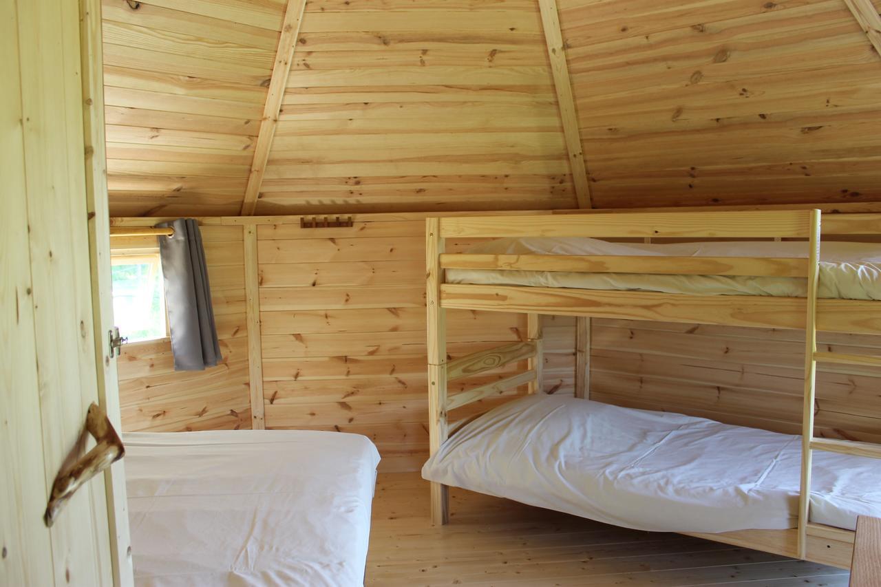 Dormir ailleurs Beauvau Extérieur photo